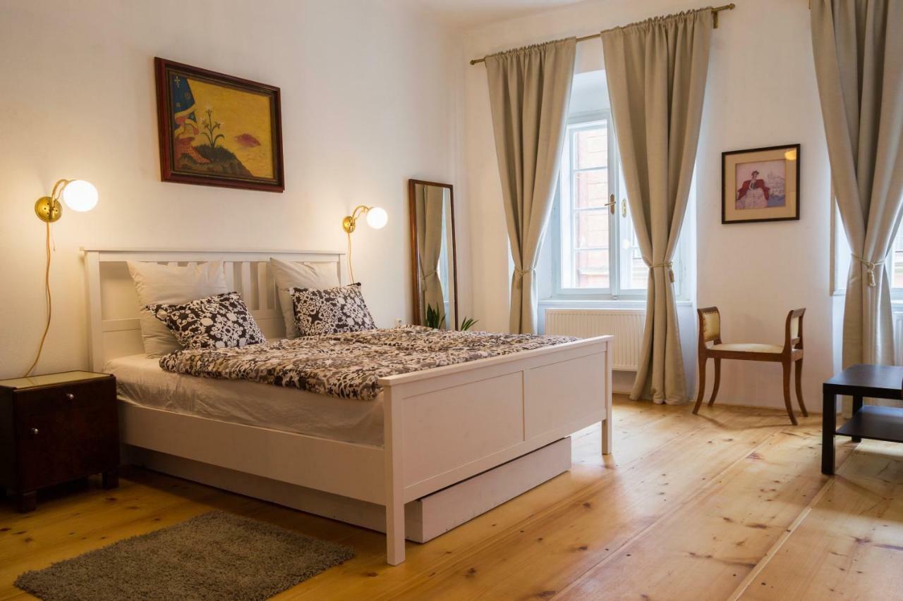 B&B Krumlov เชสกี้ครุมลอฟ ภายนอก รูปภาพ