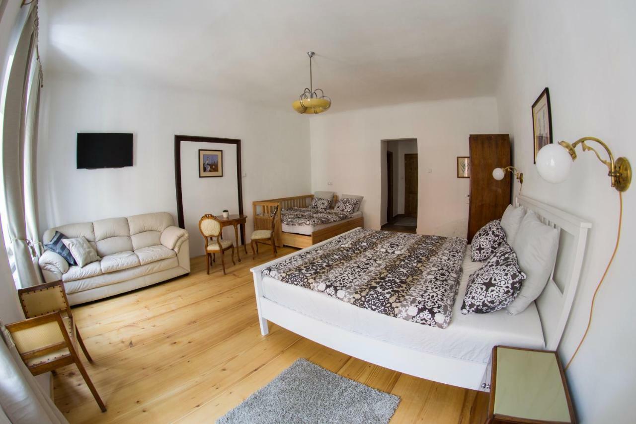 B&B Krumlov เชสกี้ครุมลอฟ ภายนอก รูปภาพ
