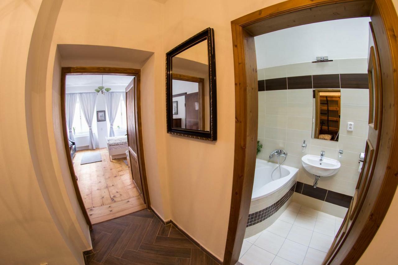 B&B Krumlov เชสกี้ครุมลอฟ ภายนอก รูปภาพ