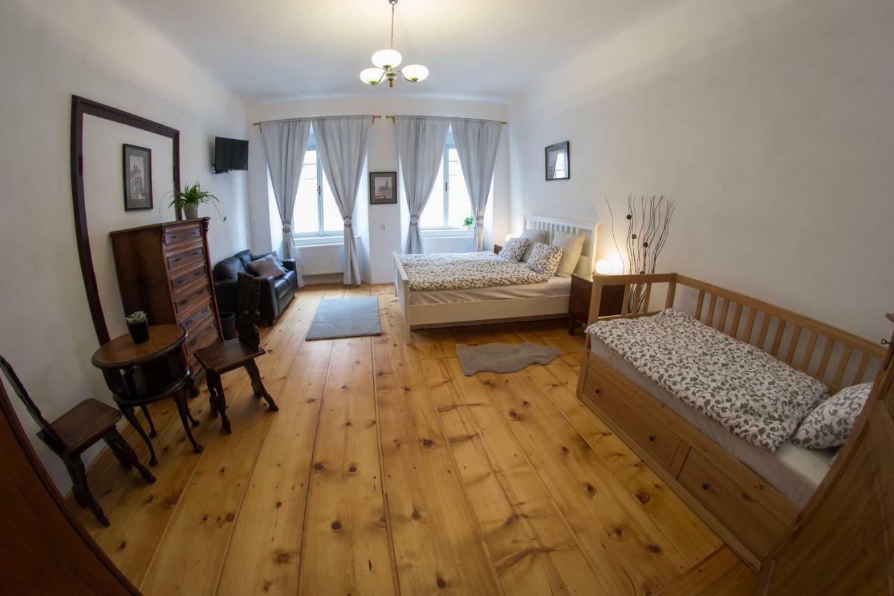 B&B Krumlov เชสกี้ครุมลอฟ ภายนอก รูปภาพ