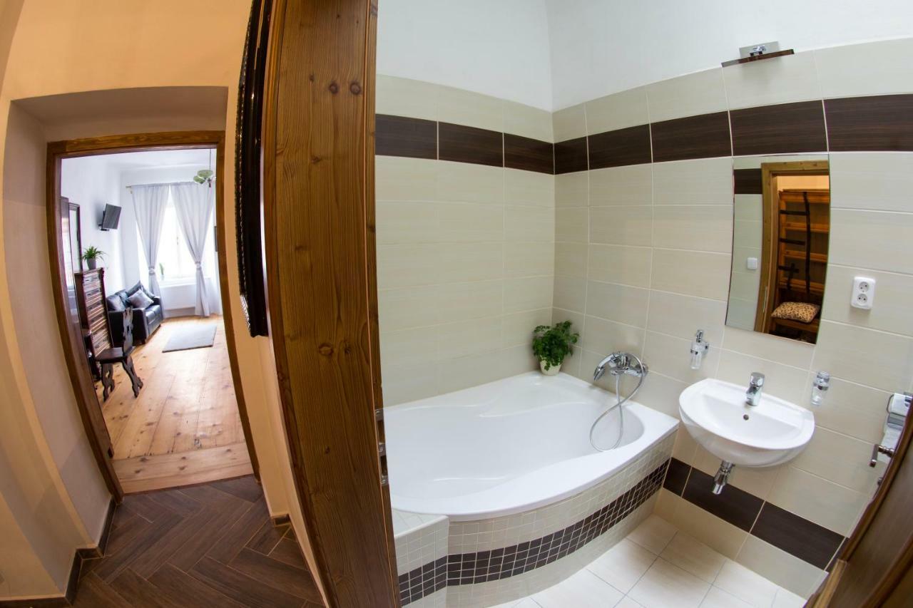 B&B Krumlov เชสกี้ครุมลอฟ ภายนอก รูปภาพ