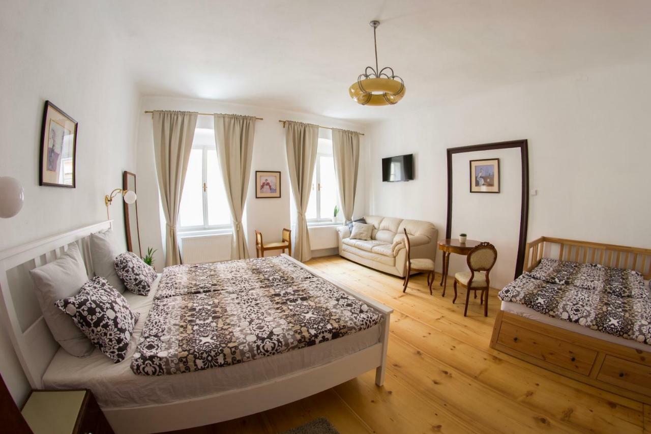 B&B Krumlov เชสกี้ครุมลอฟ ภายนอก รูปภาพ