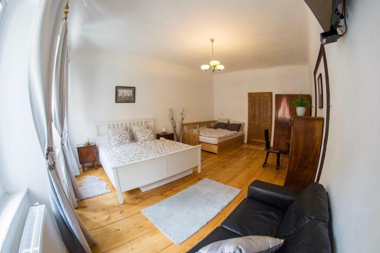 B&B Krumlov เชสกี้ครุมลอฟ ภายนอก รูปภาพ