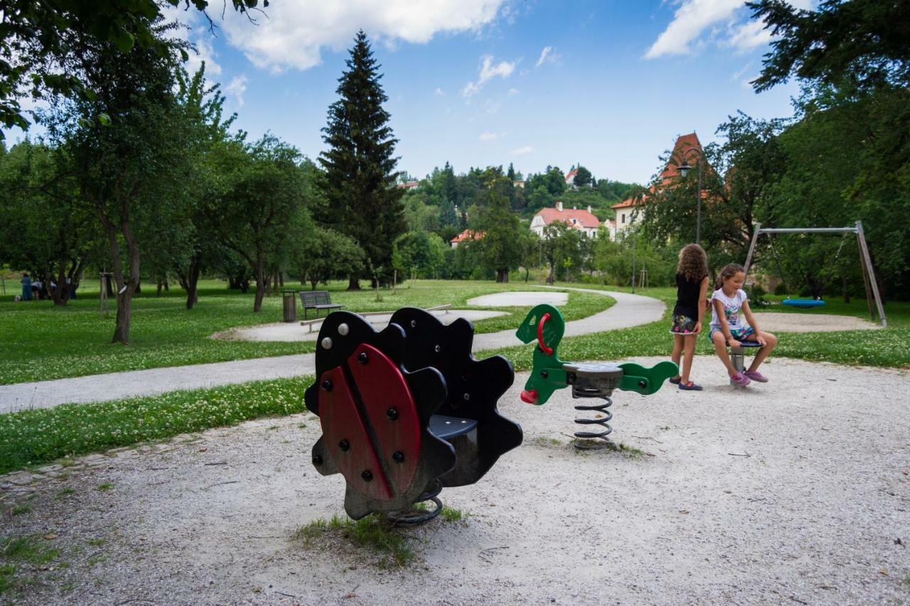B&B Krumlov เชสกี้ครุมลอฟ ภายนอก รูปภาพ